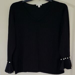3/$5 Black VNeck Knit Longslevee